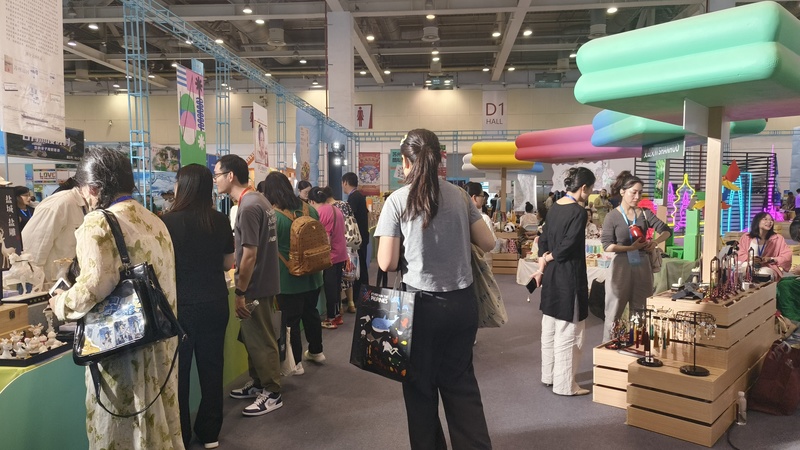 “2026服装领军品牌”等系列榜单发布(图1)